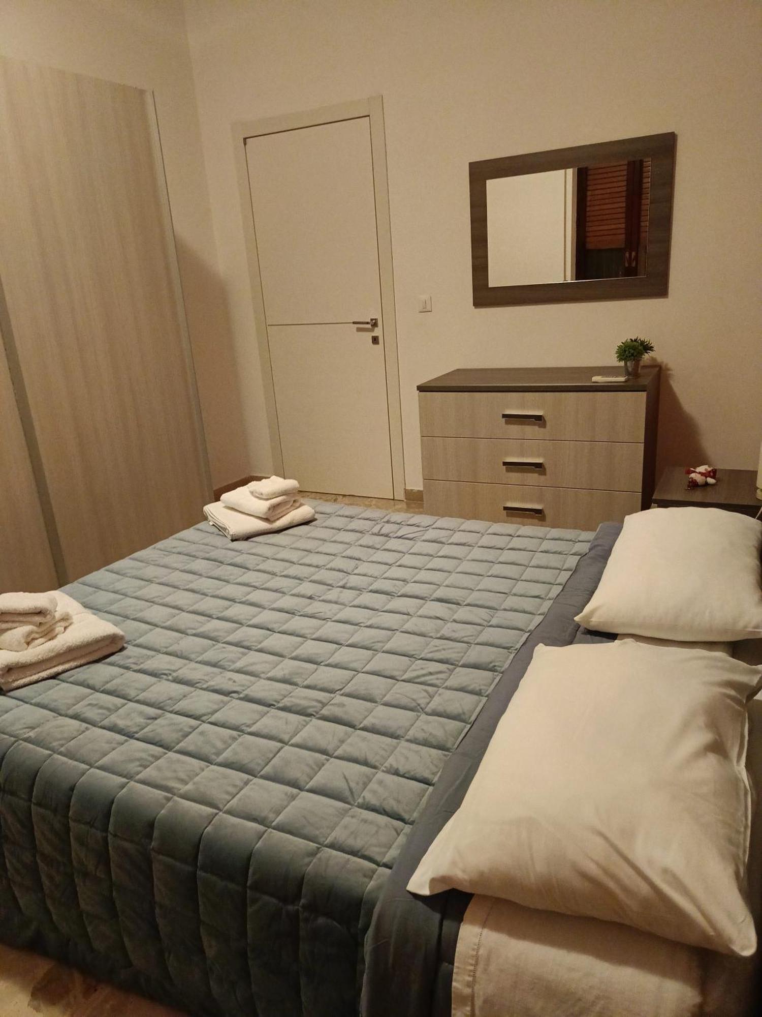 Casa Abela New Apartment Syracuse ภายนอก รูปภาพ