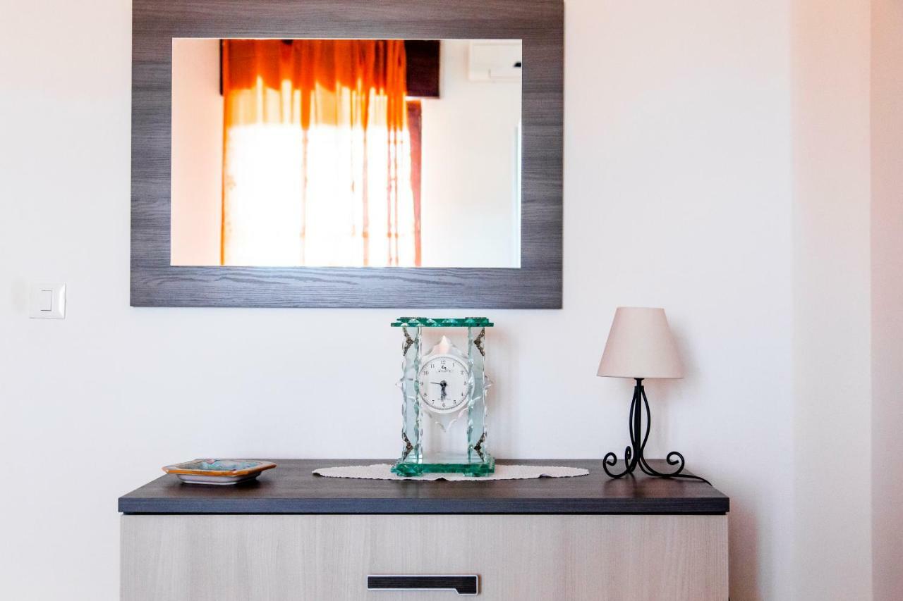 Casa Abela New Apartment Syracuse ภายนอก รูปภาพ